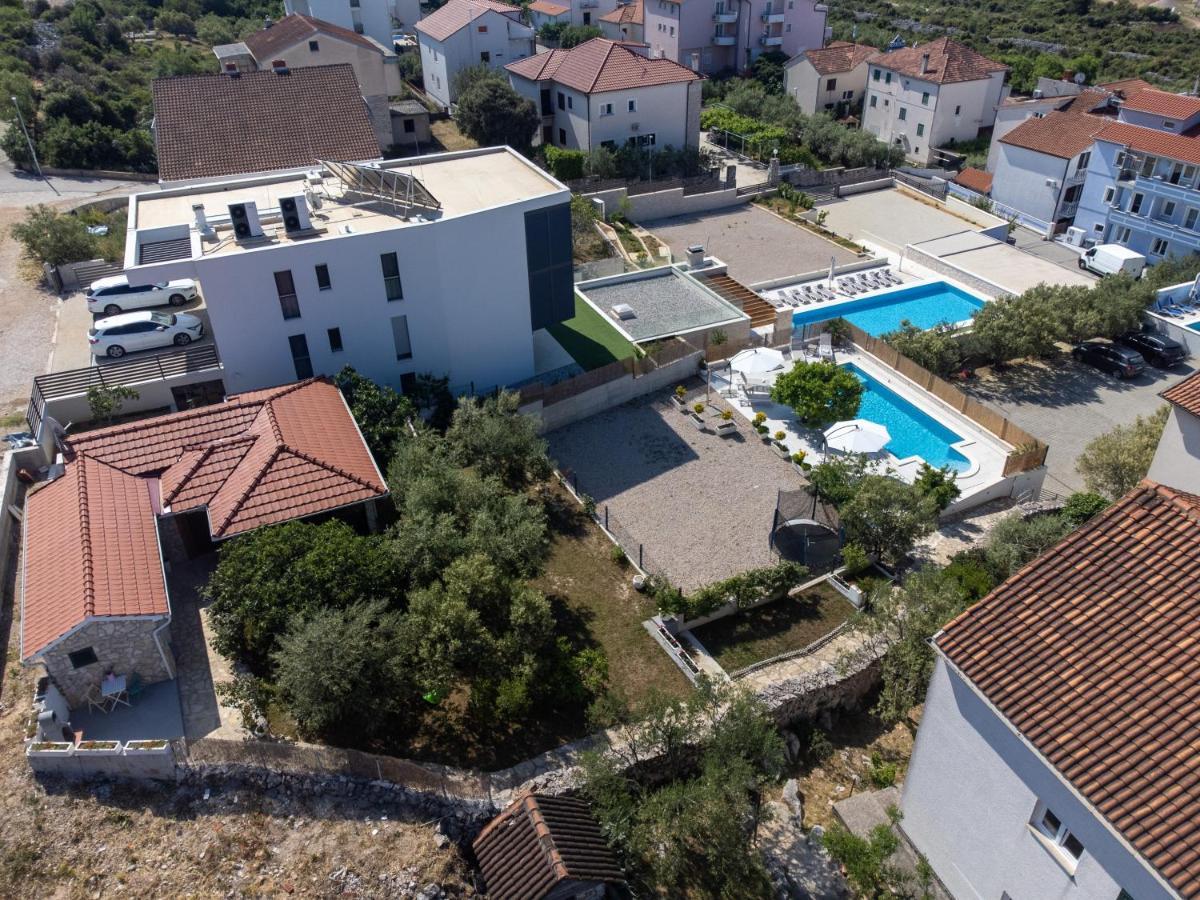 Sun Gardens Villa Šibenik Eksteriør billede